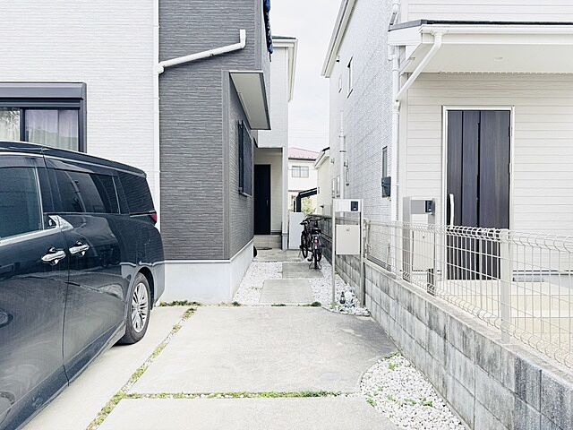 玄関 草加市両新田東町