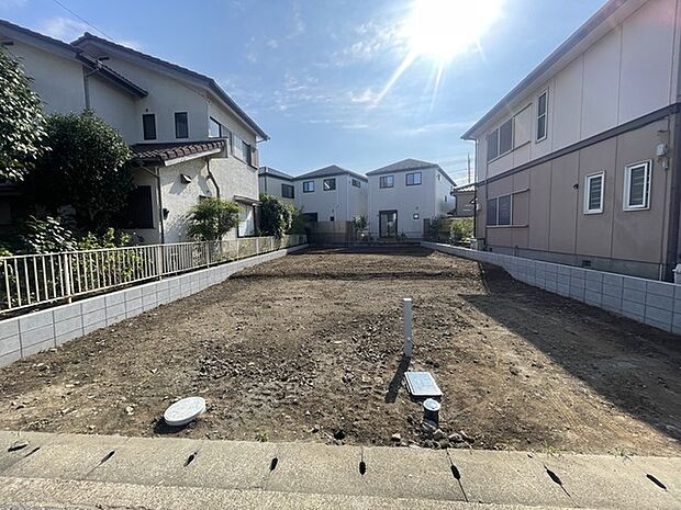 同じグレードで建てられた最寄りの完成物件を、参考にご覧になれます。 お気軽にお問合せ下さい。