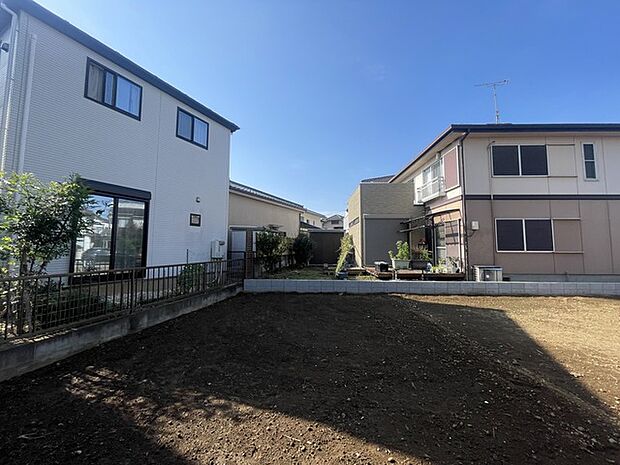 閑静な住宅地で、小さなお子様がいるご家族にも安心。