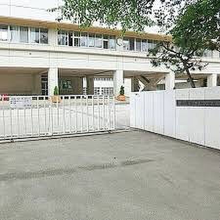 春日部市立大増中学校（660m）