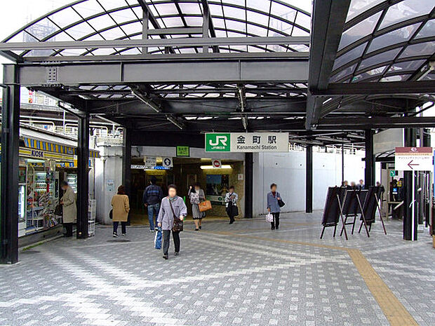 金町駅（4400m）