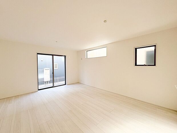 開放的なこの空間がお客様をお出迎えします。ＬＤＫは〇16．75帖。 