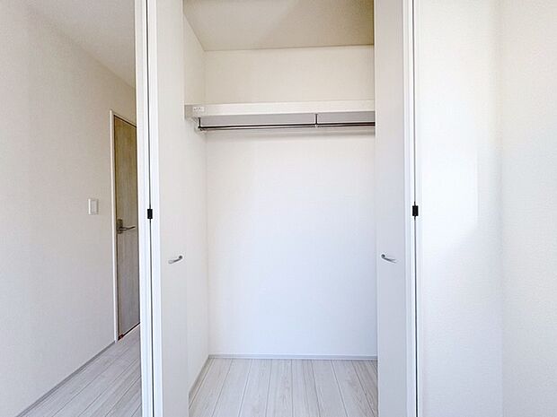 ご家族の思い出も大切にしまっておけるたっぷり収納。 