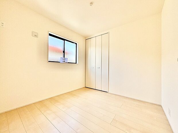 子供部屋には丁度良い洋室。サイズは4.5帖。