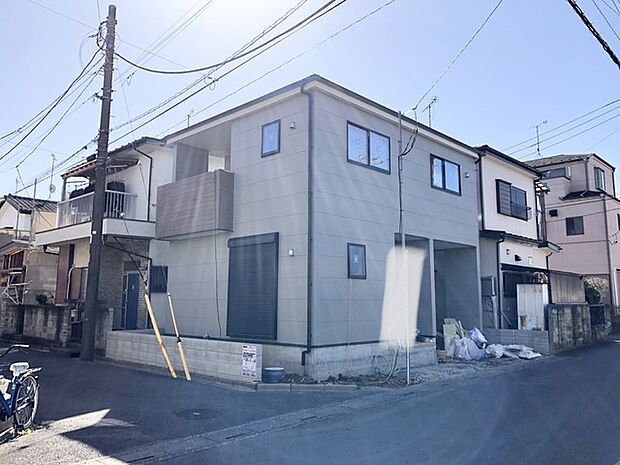 通勤、通学がちょっとした運動にもなる、駅徒歩14分。