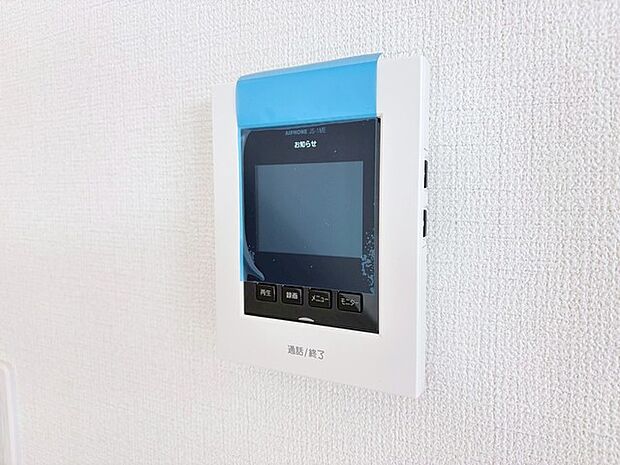シンプルなデザインが、空間にすっきりとした印象を与えます