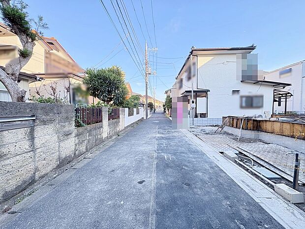 車の通りも少ない閑静な住宅地。子育てにも、第二の人生にも。 