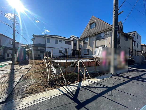 通勤、通学がちょっとした運動にもなる、駅徒歩13分。 