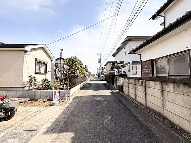 静かで穏やかな街並みに、心和む時間が流れます。