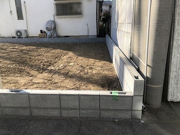 車の通りも少ない閑静な住宅地。子育てにも、第二の人生にも。