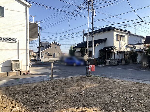 基礎から完成済みの住まいまで、各工程をご確認いただけます。