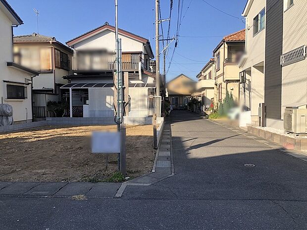 閑静な住宅地で、小さなお子様がいるご家族にも安心。 