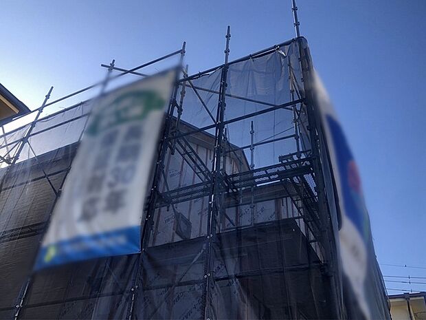 幹線道路から1本入った現地は、想像以上に静かに感じられます。 