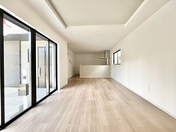 家族が自然に集りそうな広さが魅力のLDK。