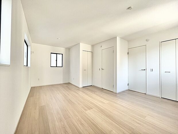 この部屋だれの部屋にしようかな、なんて会話を現地で楽しんでください。 