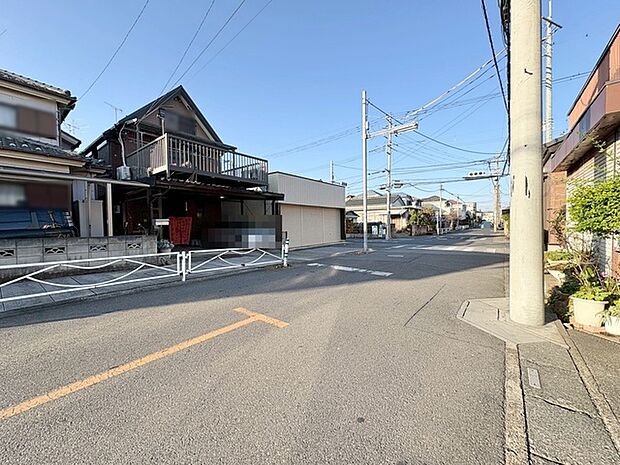 ベランダの向きも、リビングの大きな窓も南に向けました。