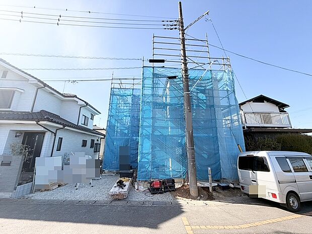 基礎から完成済みの住まいまで、各工程をご確認いただけます。