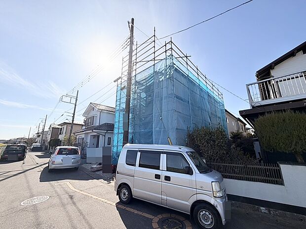 同じグレードで建てられた最寄りの完成物件を、参考にご覧になれます。