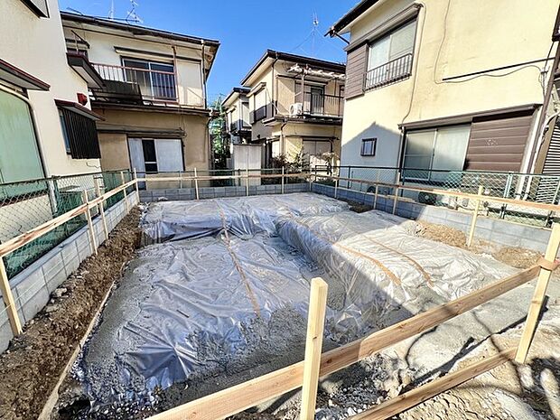 完成予定は2026年4月下旬です。