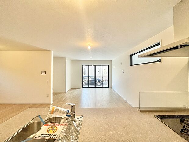 心地よい広がりを感じさせる、開放感あふれる空間