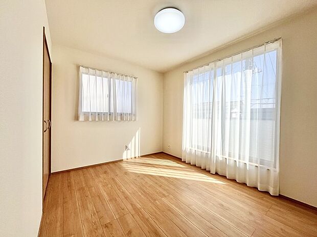 温もりある空間が、穏やかな時の流れを誘います。