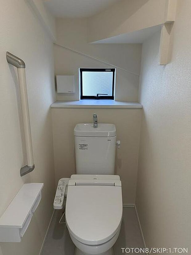 清潔感あふれる空間に、心地よい穏やかな光が満ちています。