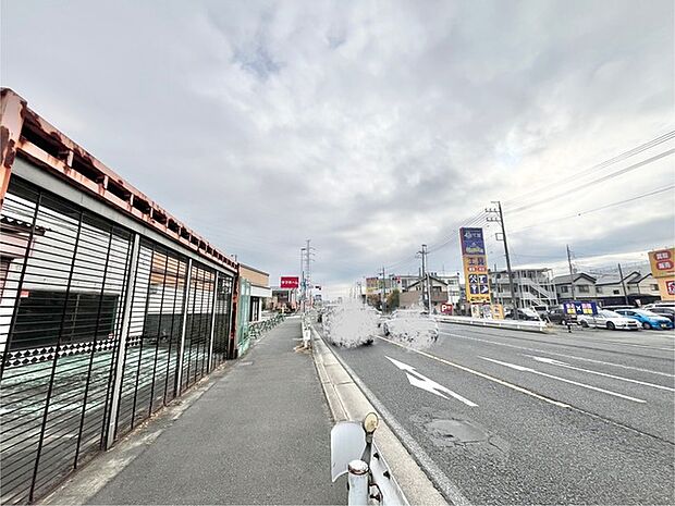 国道4号線から入って訳300メートル