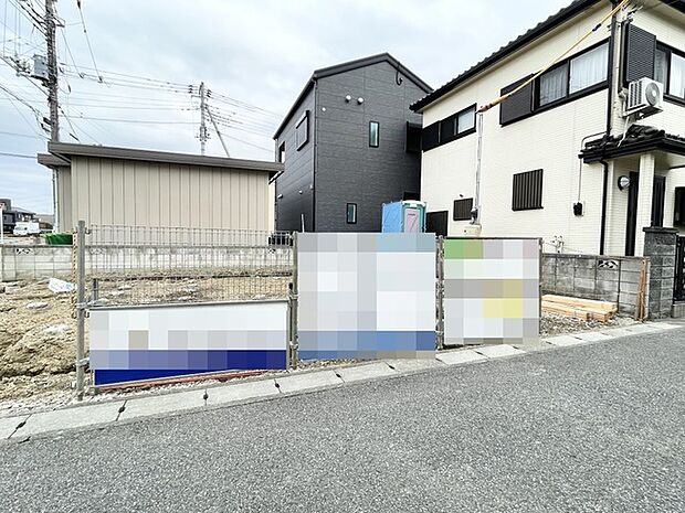 建築中ですが、同じグレードの完成済み建物を参考にご覧になることもできます。現地より最寄りの物件をご案内しますので、お気軽にご要望をお聞かせください。