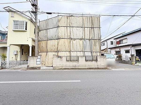 新たな暮らしの可能性を秘めた、落ち着いた環境に佇むゆとりある敷地です。
