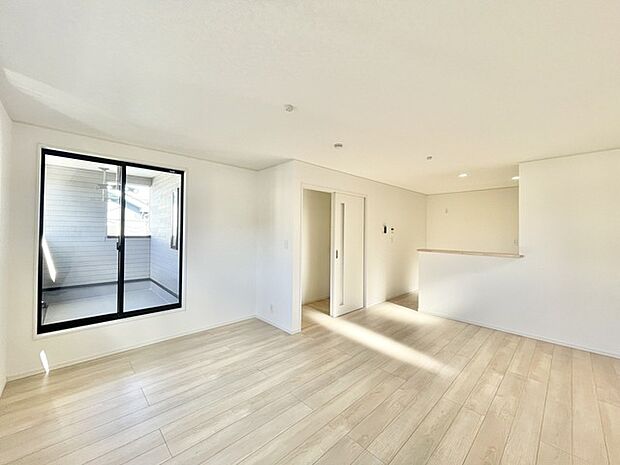 完成済み、実物をじっくりチェックできます。 