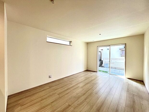 家族が自然に集りそうな広さが魅力のLDK。