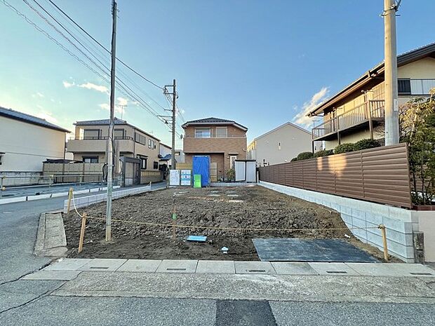 風通し・日当たりに優れる角地。開放感をお楽しみください。