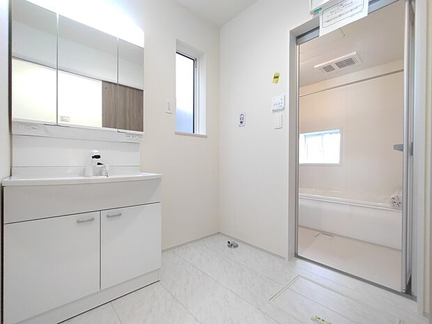 清潔感あふれる空間が、日々の疲れを癒してくれます。