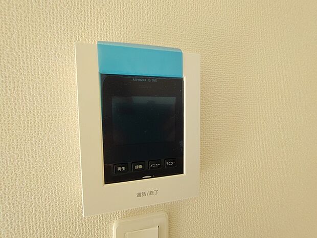 スマートなデザインが、洗練された印象を与える空間。