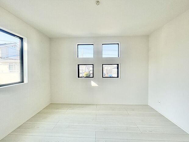 柔らかな光が満ち、心地よい風が通り抜けるような空間。