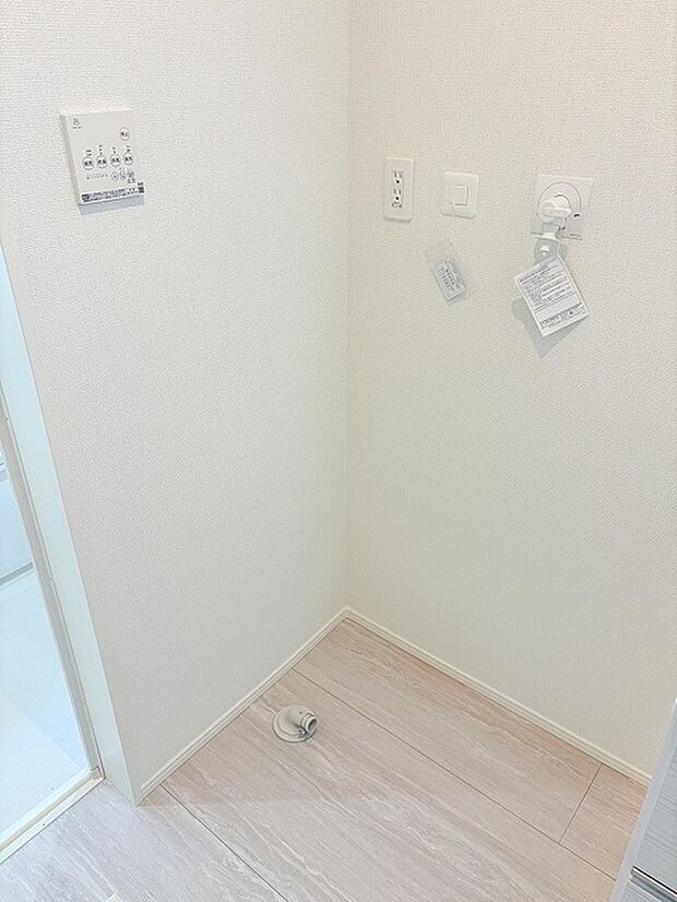 ランドリースペースはガス栓付きです。