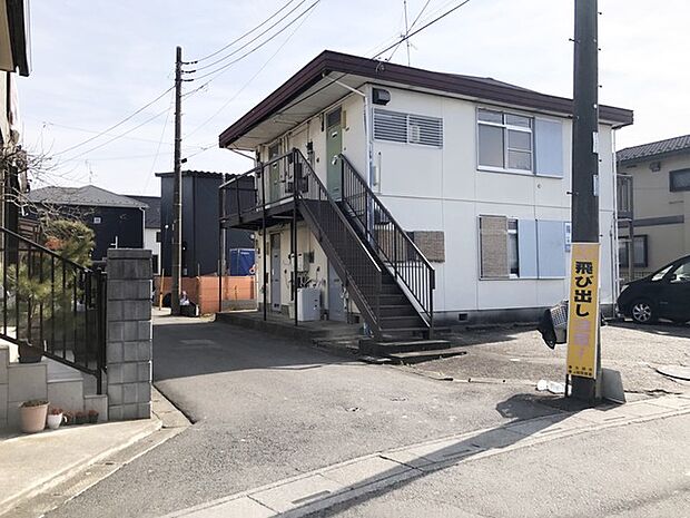 閑静な住宅地で、小さなお子様がいるご家族にも安心。