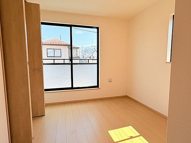 南側の5.25帖洋室