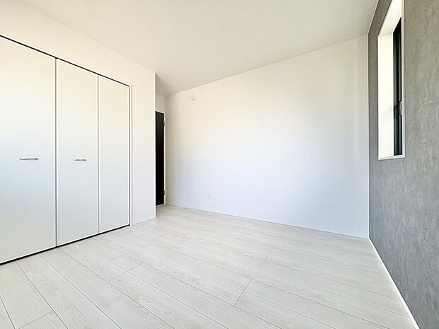 洗練された空間に、爽やかな風が心地よく吹き抜ける。