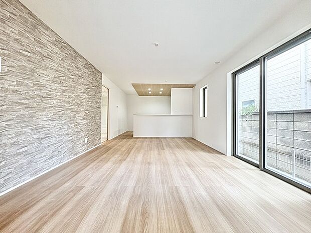 上質な素材感が、洗練された空間を演出する住まい。