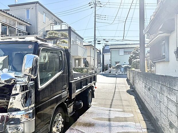 日差しが心地よい、穏やかな街並みが広がります