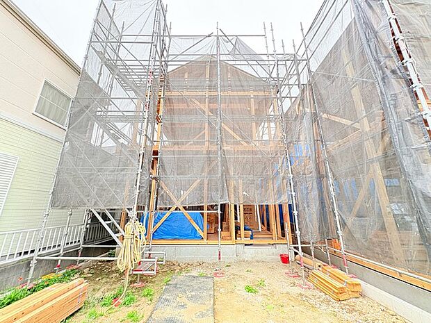 今なら建築中の住まいをご覧いただけます。構造体の質問もお気軽に。 