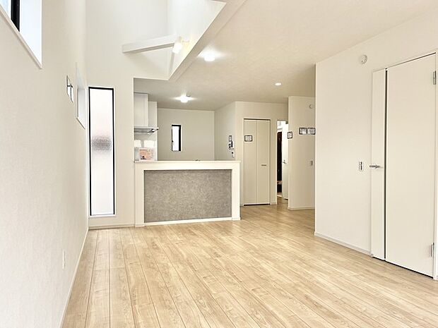 広々とした空間が、心地よい暮らしを演出します