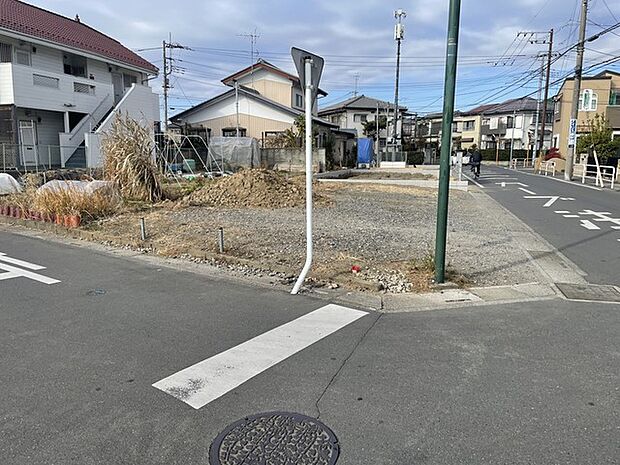 一ノ割駅徒歩7分 長期優良住宅 近隣に商業施設もございます。