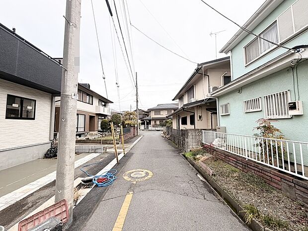 静かな住宅街に佇む、穏やかな日常が息づく場所