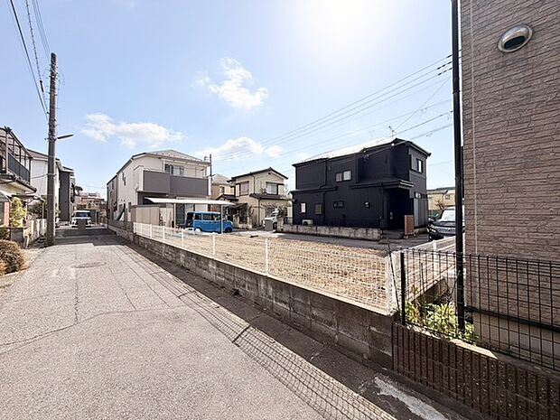 澄み渡る青空の下、広がる穏やかな住環境。