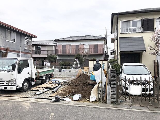 同じグレードで建てられた最寄りの完成物件を、参考にご覧になれます。