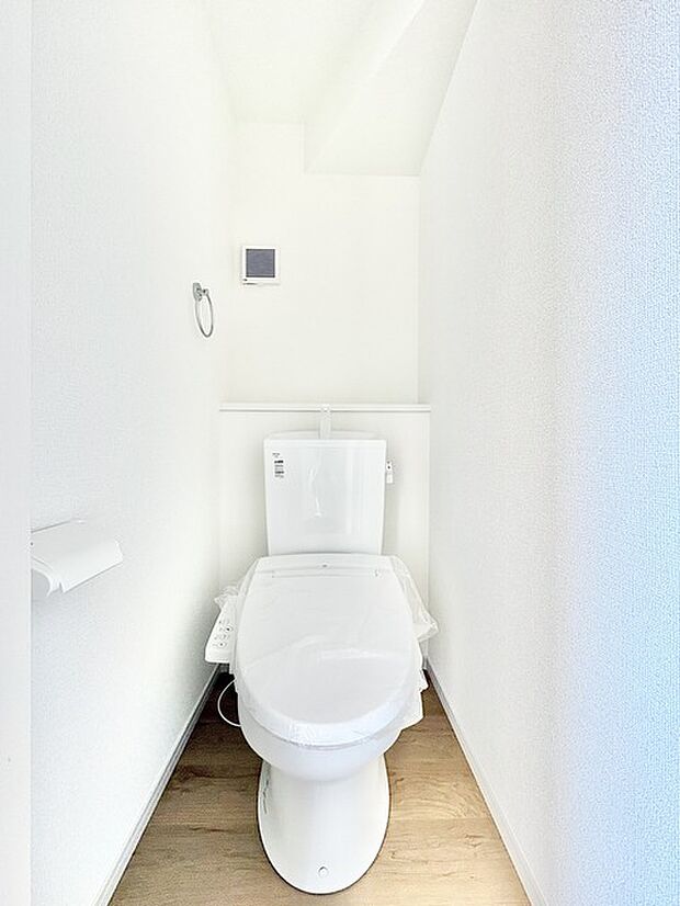 新築戸建てなら今や標準装備は当たり前。気持ちいいウォシュレット機能。 