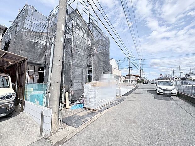 空へと伸びる自由な空間で、新たな暮らしが始まります。