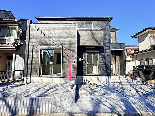 同社施工例の写真ですので、間取りや色などは異なります。